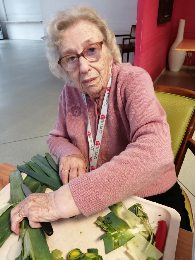 Séance d'épluchage des légumes