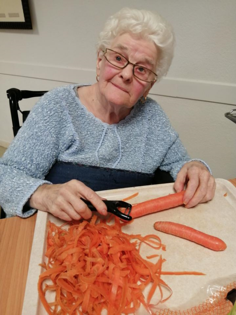 Séance d'épluchage des légumes